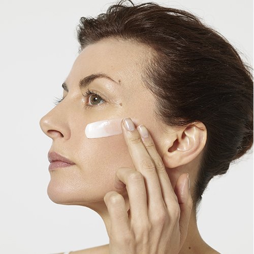 Ansiktspleie dagkrem Revitalift Laser X3 tekstur